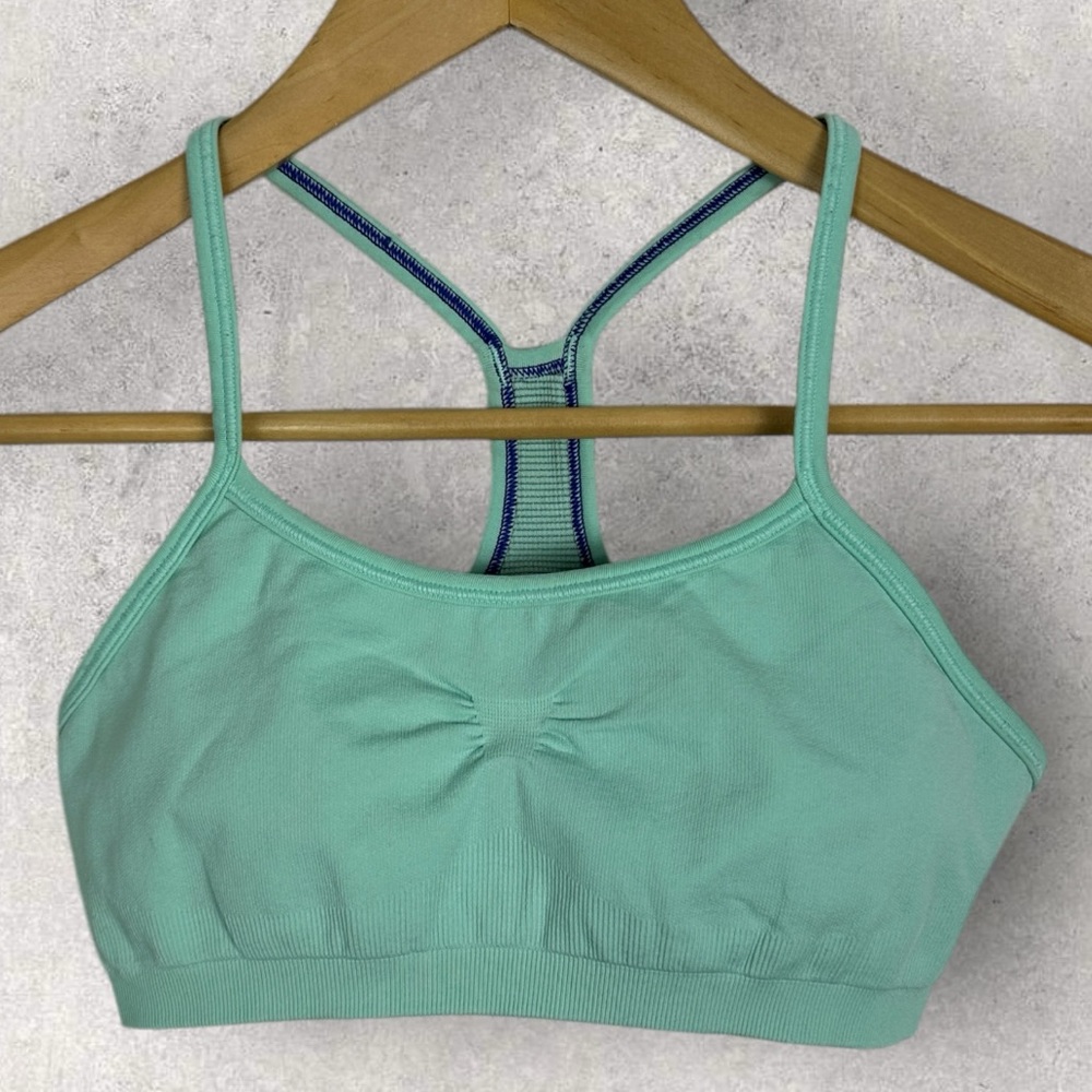 Lululemon Ivivva Mint Green Seamless Racerback Sports Bra Girls Size 12 Crop Top